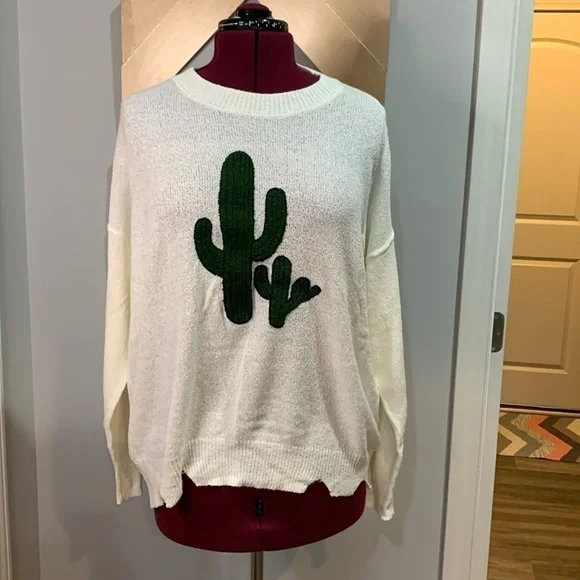 Vici cactus sweater, size small - Picture 2 of 10